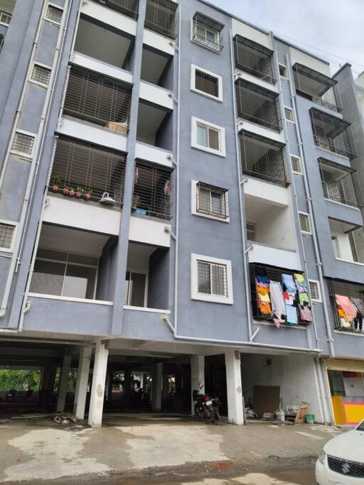 2bhk Ac Service 303 Apartment