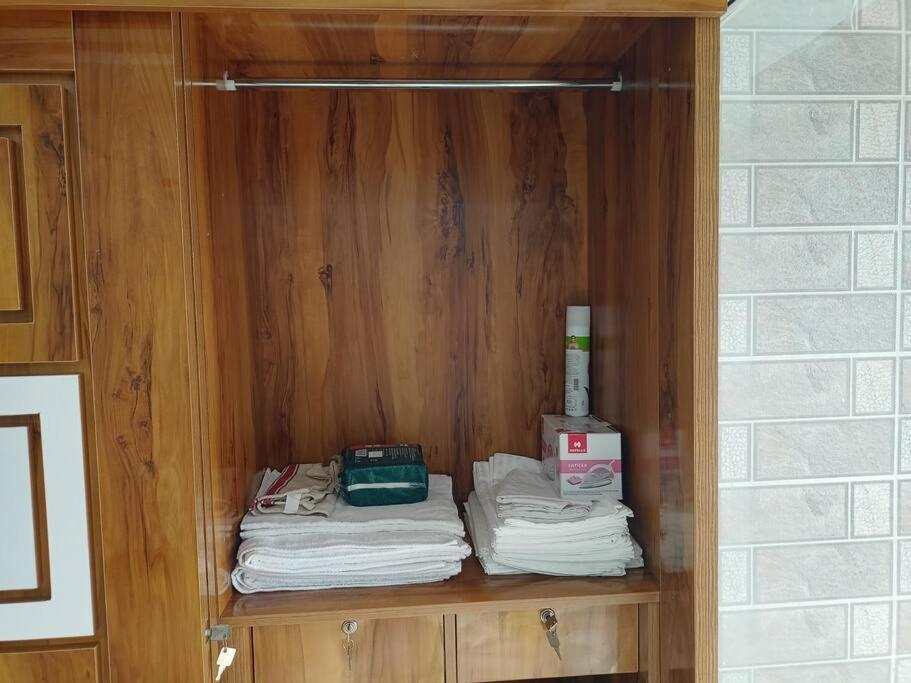 Apartment 2bhk Ac Service 303