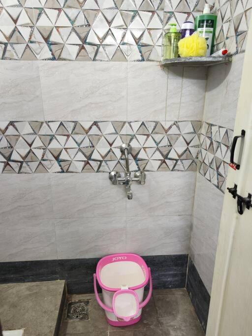 2bhk Ac Service 303 * Pune