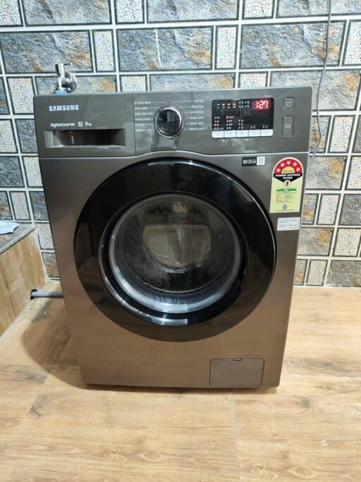 Apartment 2bhk Ac Service 303 *