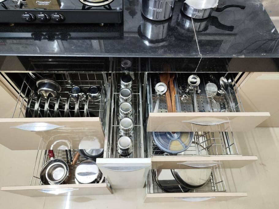 Apartment 2bhk Ac Service 303