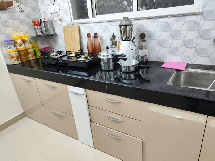 2bhk Ac Service 303 *