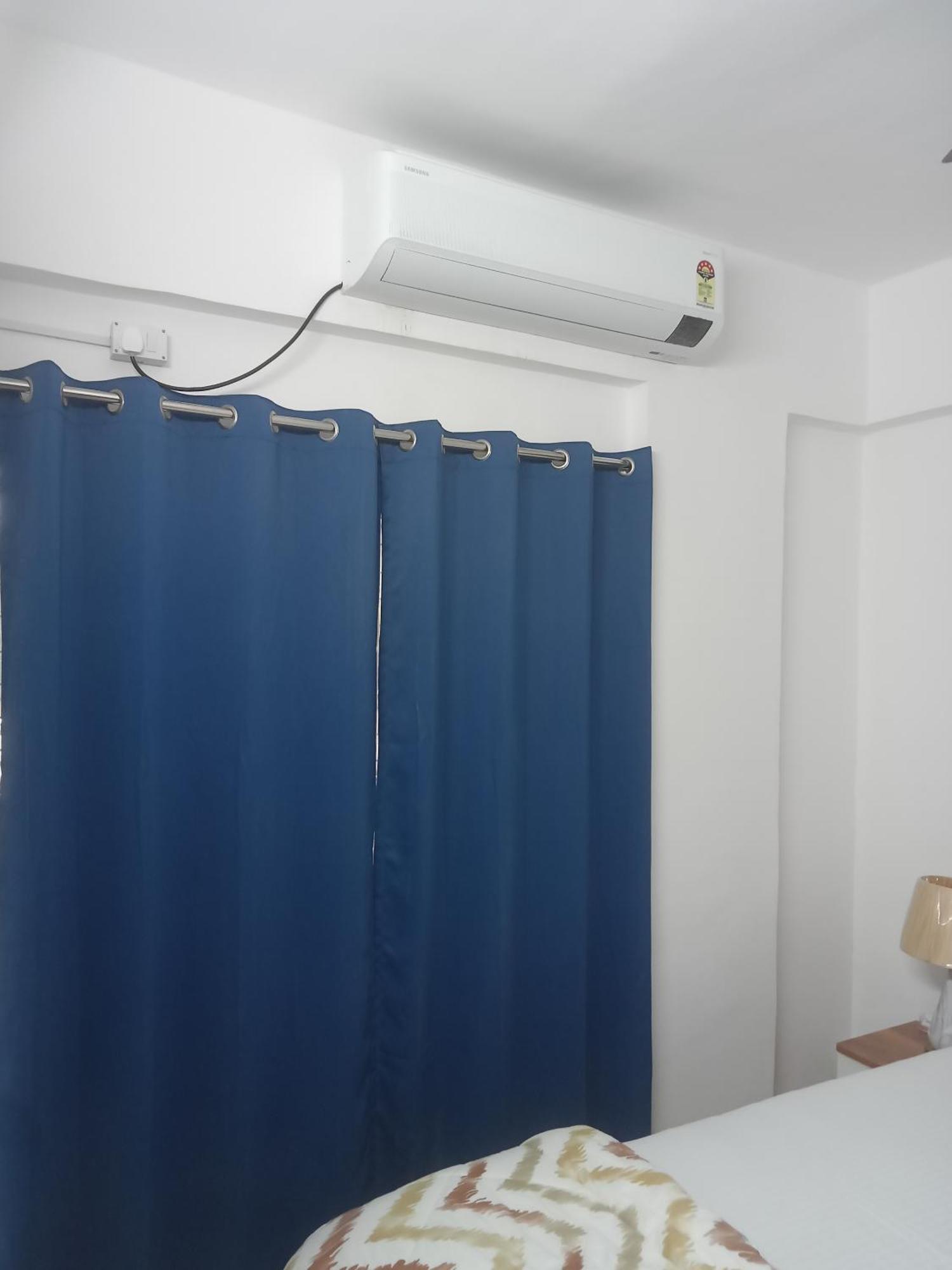 Apartment 2bhk Ac Service 303 *